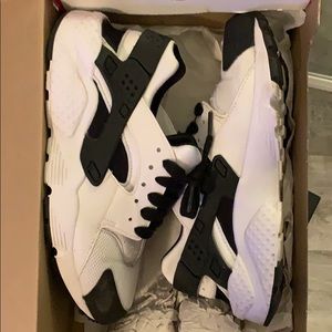 White and black Nike huaraches